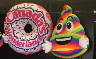 Wonderland - sweets and rainbow poop!